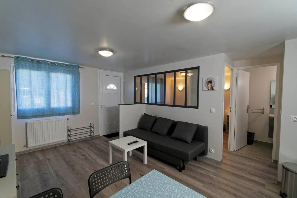 Mon Petit Coin Tranquille Apartamento Coubron Exterior foto