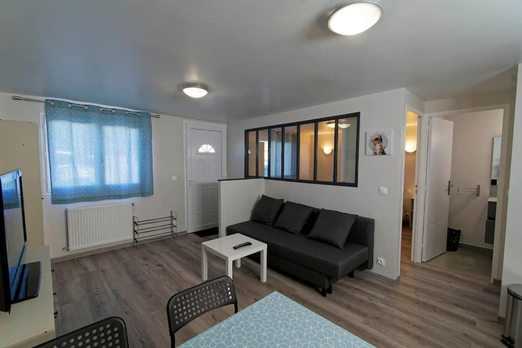 Mon Petit Coin Tranquille Apartamento Coubron Exterior foto